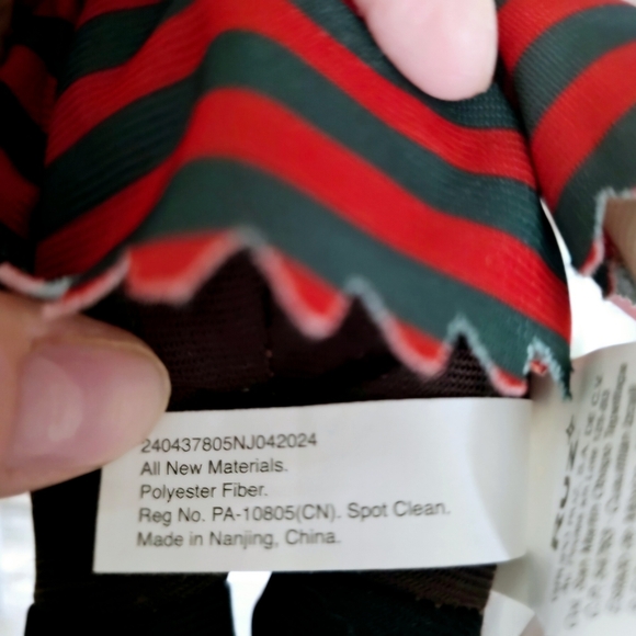 Freddy Krueger A Nightmare on Elm Street RUZ 9" Plush Character Toy Pair 2x nwot - Picture 8 of 12